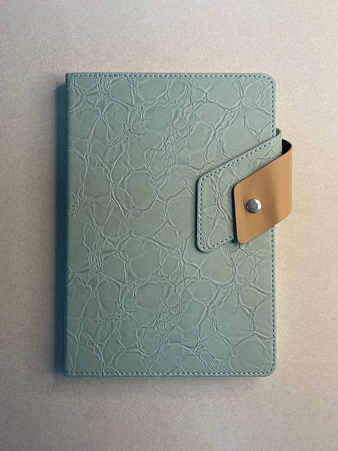 Notebook,PU hardcover
A5, 96 sheets 70g paper